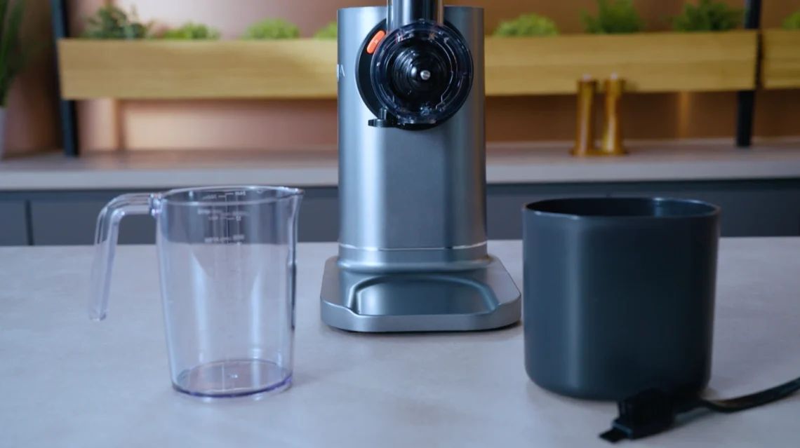 Das Zubehör des Ninja Slow Juicers