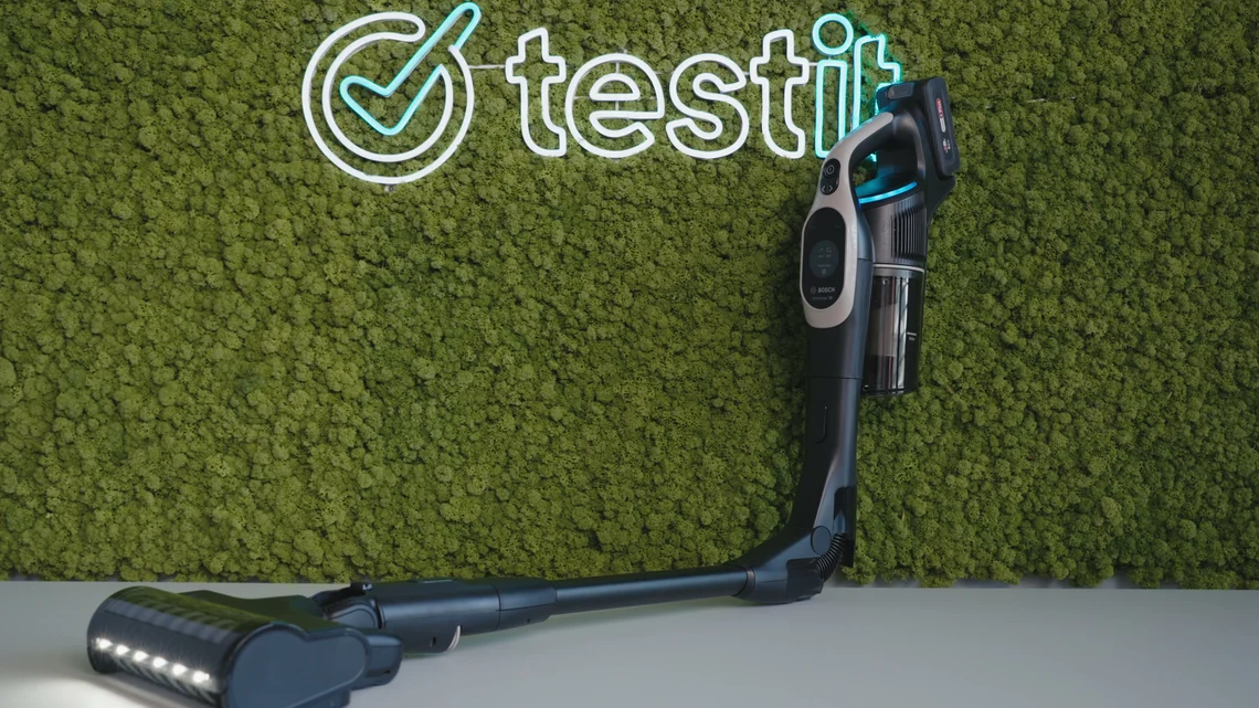 Der Bosch Unlimited 10 mit MicroClean-Universaldüse in unserem Testlabor.